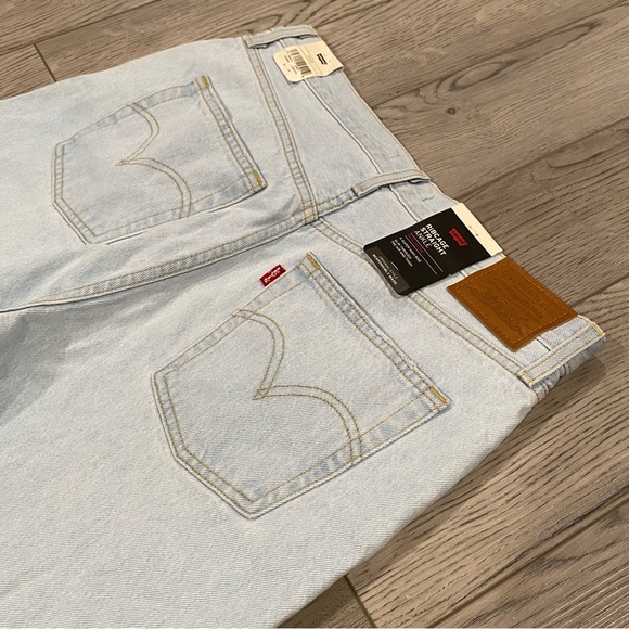 NWT Levi's Premium Women’s Ribcage Straight Ankle Button Fly Blue Jeans - 31x27 - Picture 10 of 12